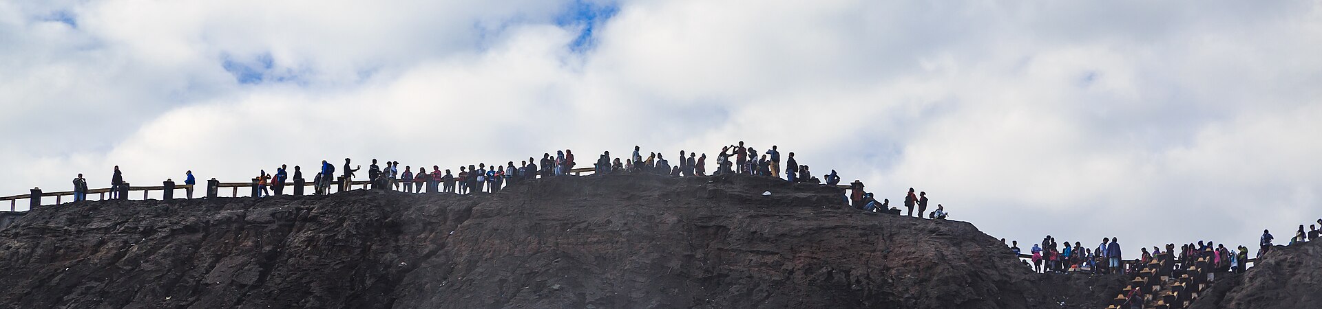 布罗莫火山口 参考图 1